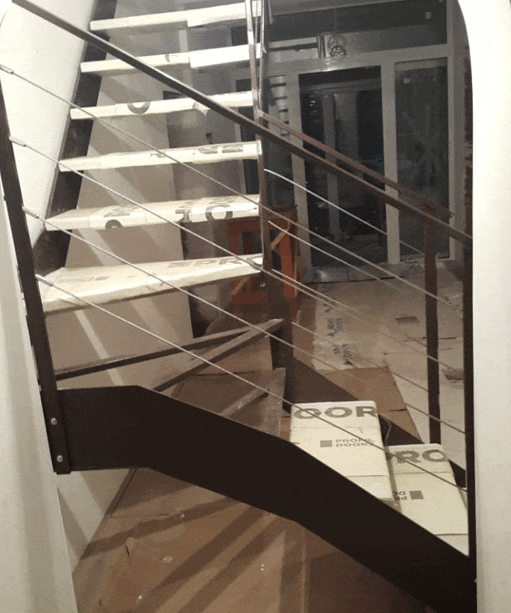 Каркас лестницы открытого типа